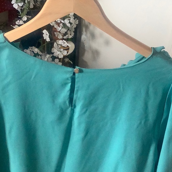 Ann Taylor Blouse - Picture 5 of 8